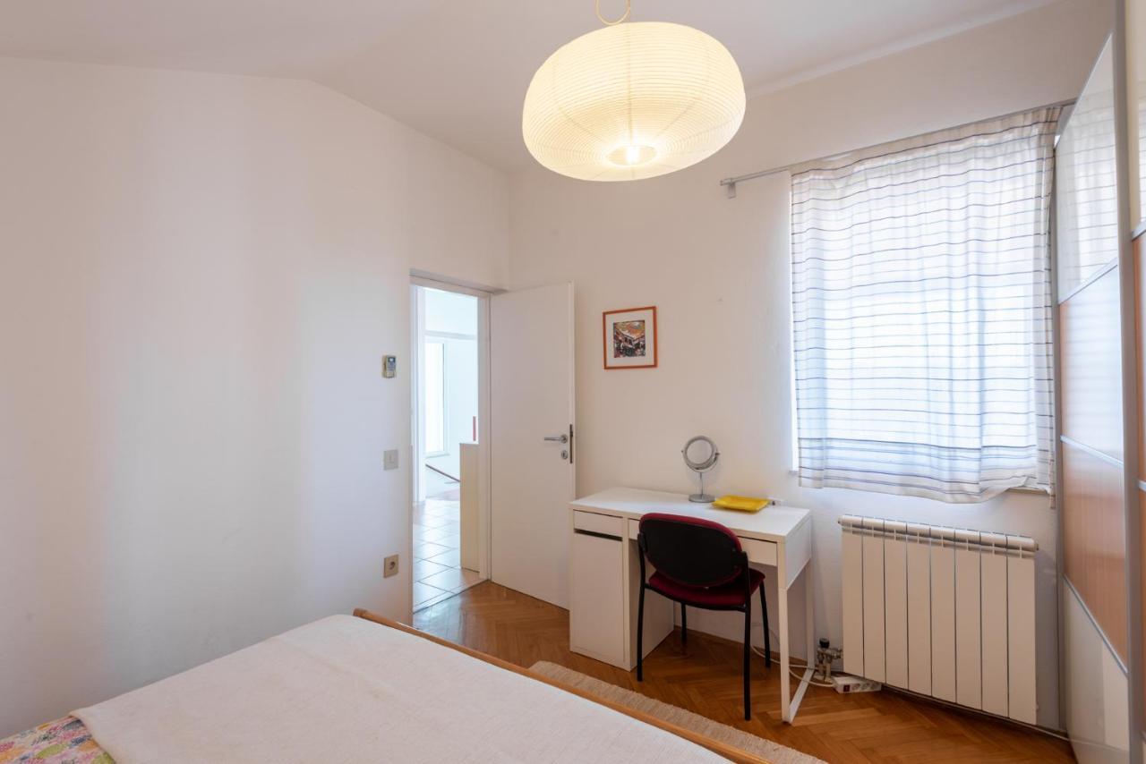 Apartment Anna 2 プーラ エクステリア 写真